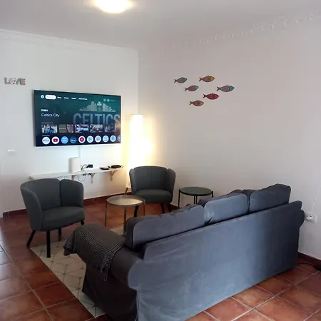 Casa 35 Barrio El Charco *